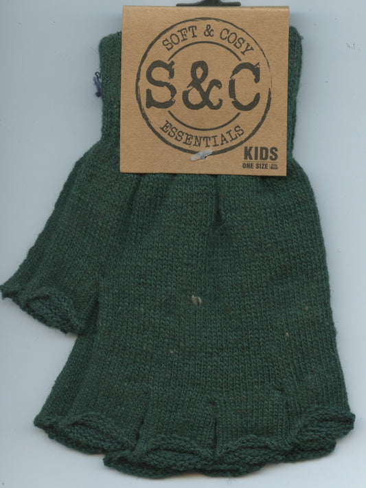 Soft and Cosy - Kids Fingerless Gloves - Green