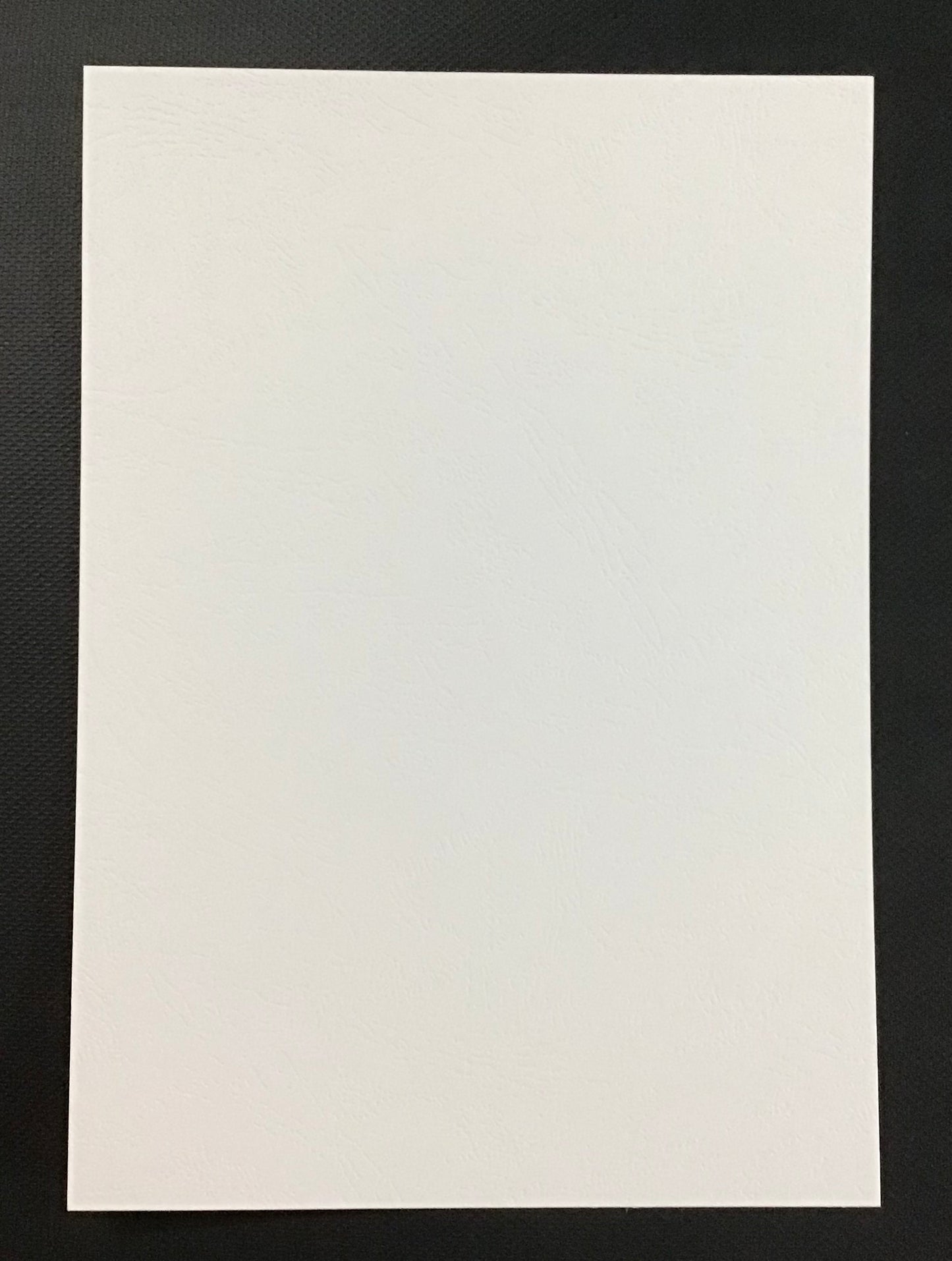 Leather Grain Card - White - 10 pack